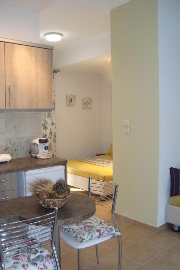 Intra Mare Apartment สกาลา โปเตมิอัส ภายนอก รูปภาพ